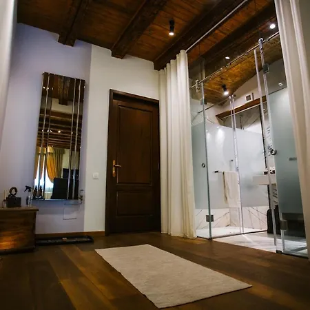 Casa Boutique & Restaurant ゲストハウス 3*