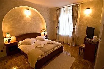 Casa Boutique & Restaurant 3* ブラショフ